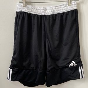 Adidas athletic shorts size L